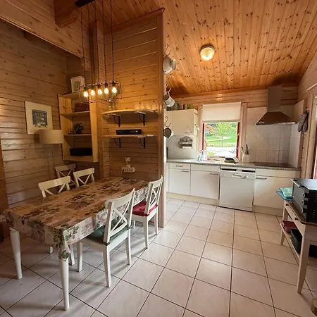 Cahors - 4 Pers. مكان تخييم *