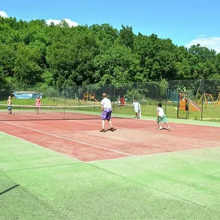 Campingplads Cahors - 4 Pers. *