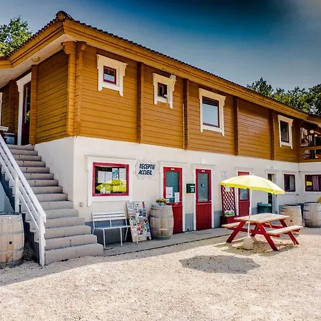 Cahors - 4 Pers. Mauroux (Lot)