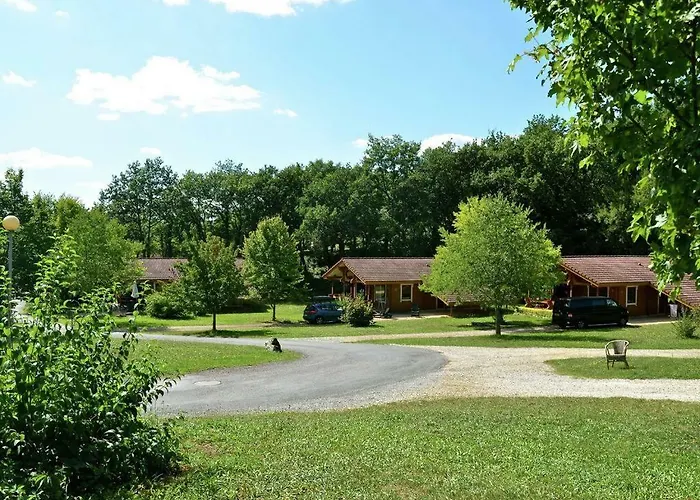 Cahors - 4 Pers. مكان تخييم *