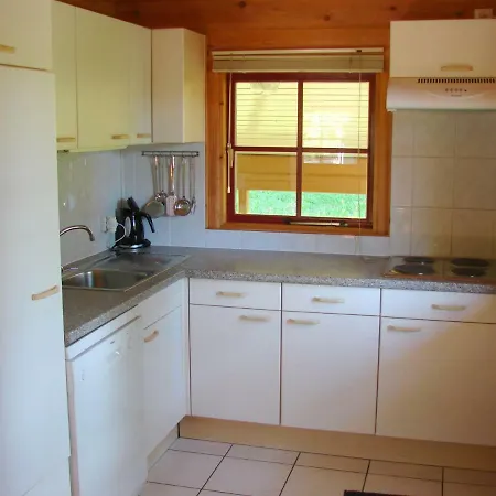Cahors - 4 Pers. Campsite Mauroux (Lot)