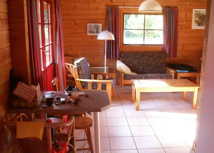 Camping Cahors - 4 Pers. *